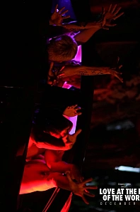 Постер к дораме Любовь во время конца света